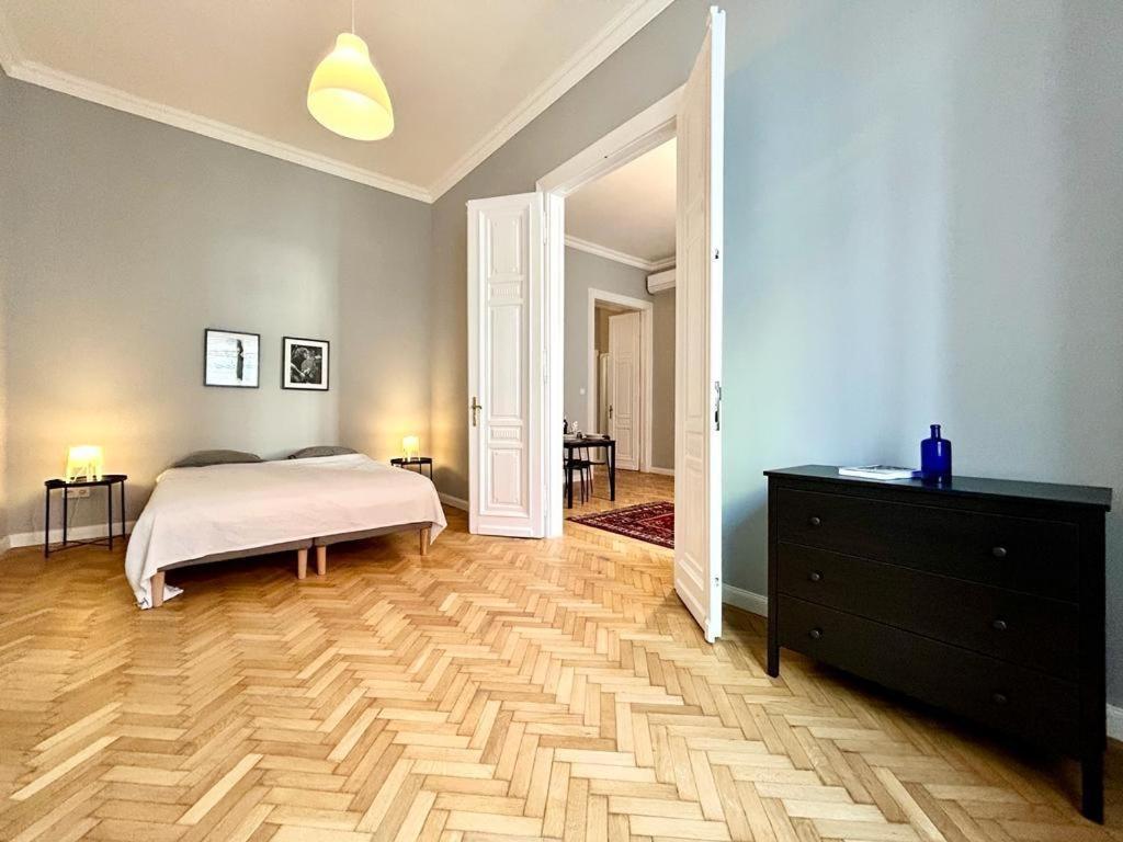 Gellert Danube Panorama Apartment Будапешт Екстер'єр фото
